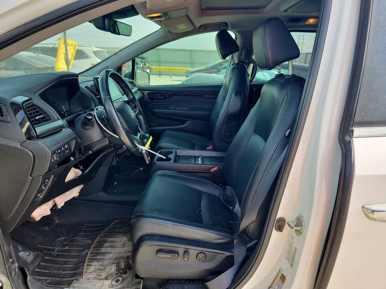 2021 Honda Odyssey Touring - Фото 7