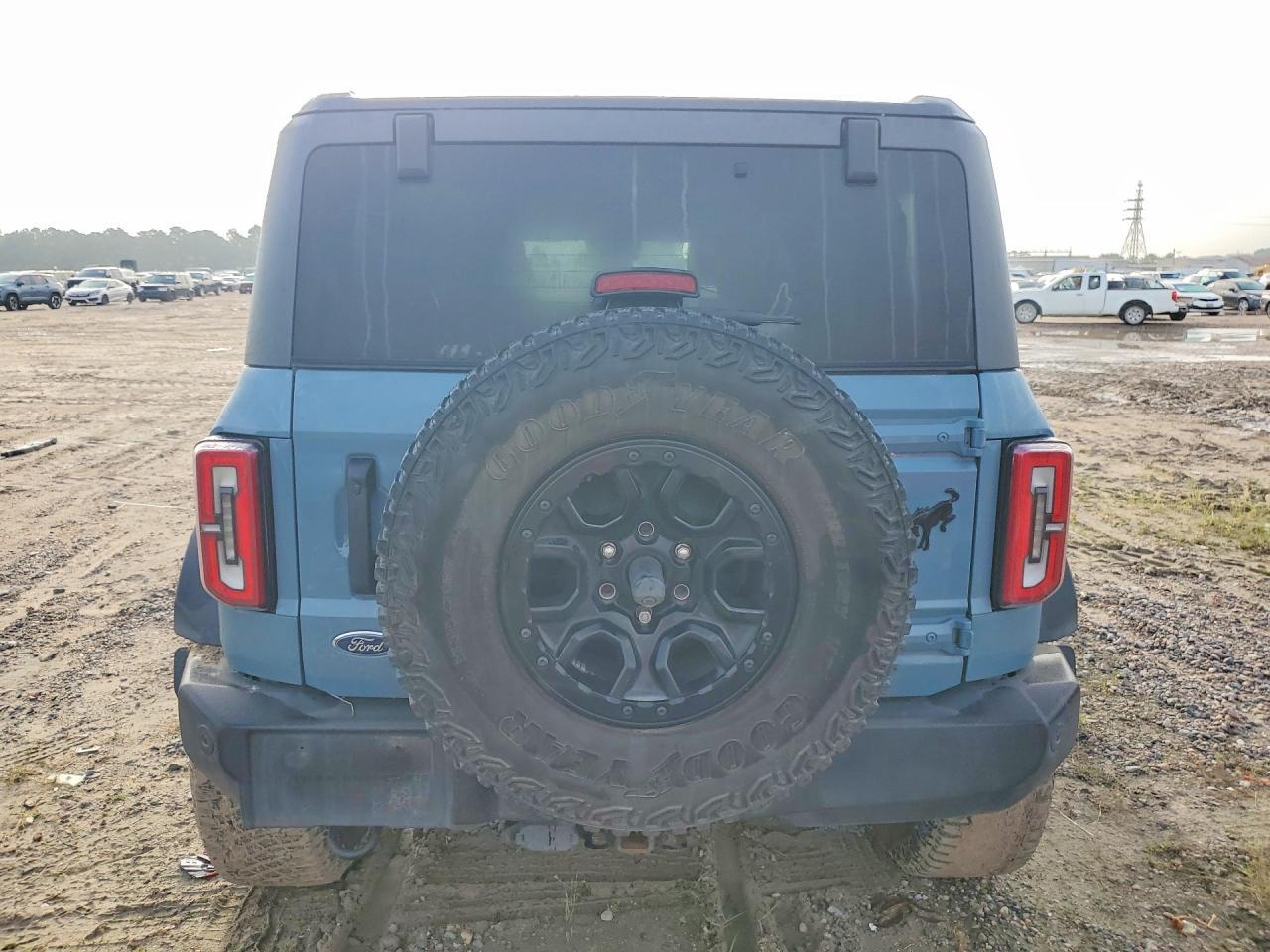 2023 Ford Bronco Base - Фото 6