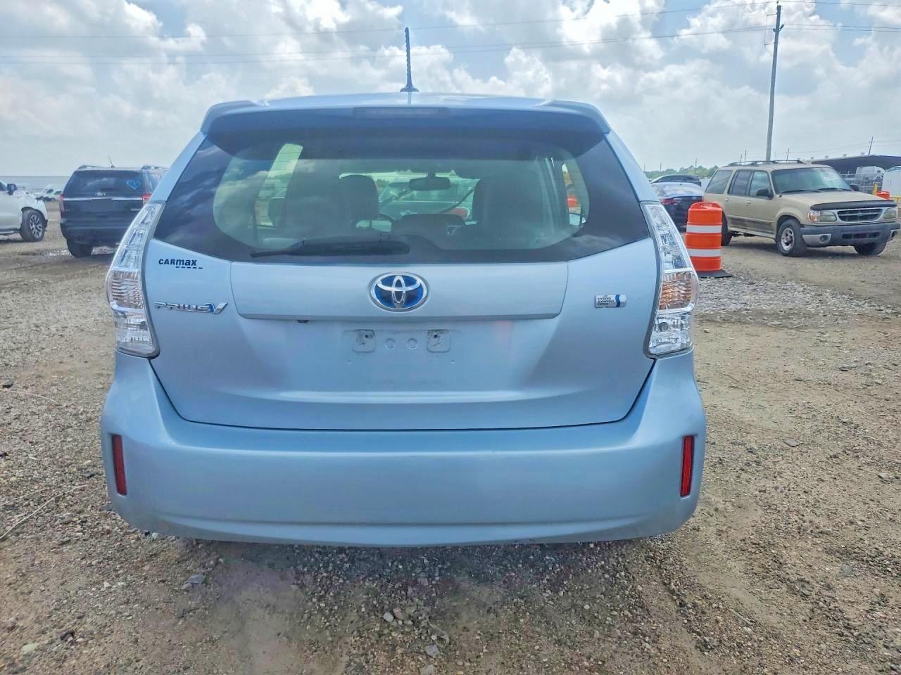 2014 Toyota Prius V Five - Фото 6