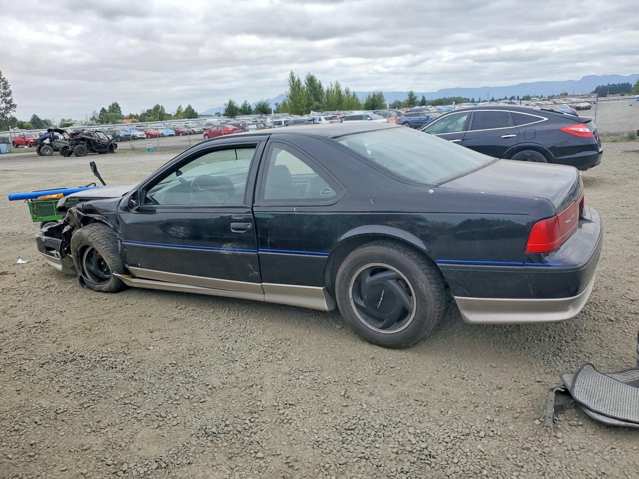 1990 Ford Thunderbird Super Coupe - Фото 2