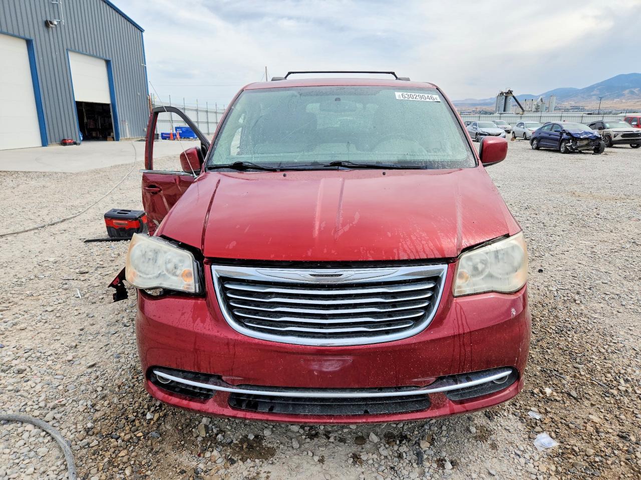 2013 Chrysler Town & Country Touring - Фото 5