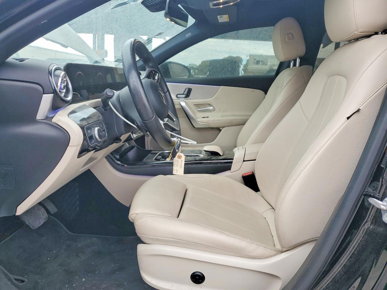 2021 Mercedes-Benz A 220 - Фото 7