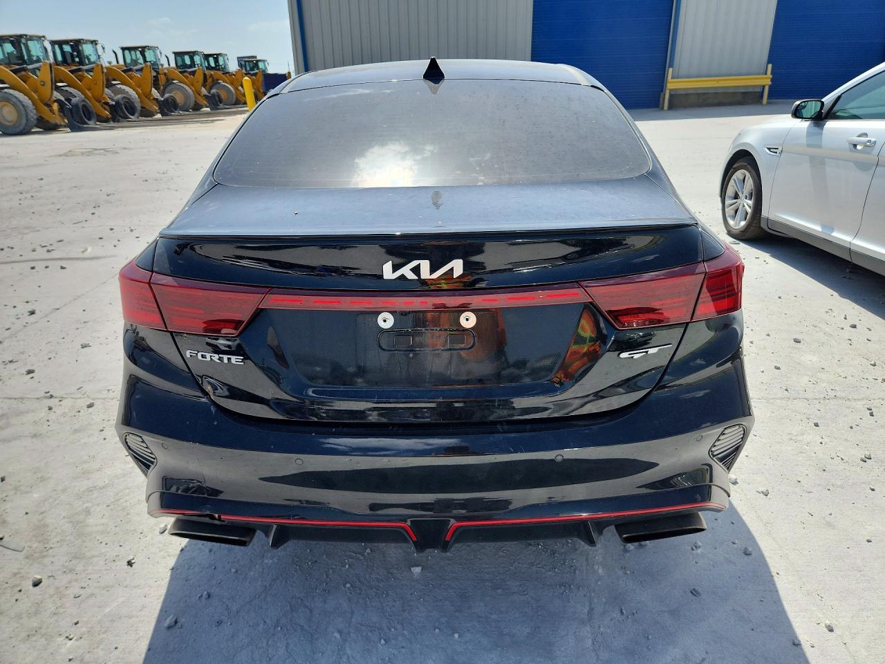 2022 Kia Forte - Фото 6