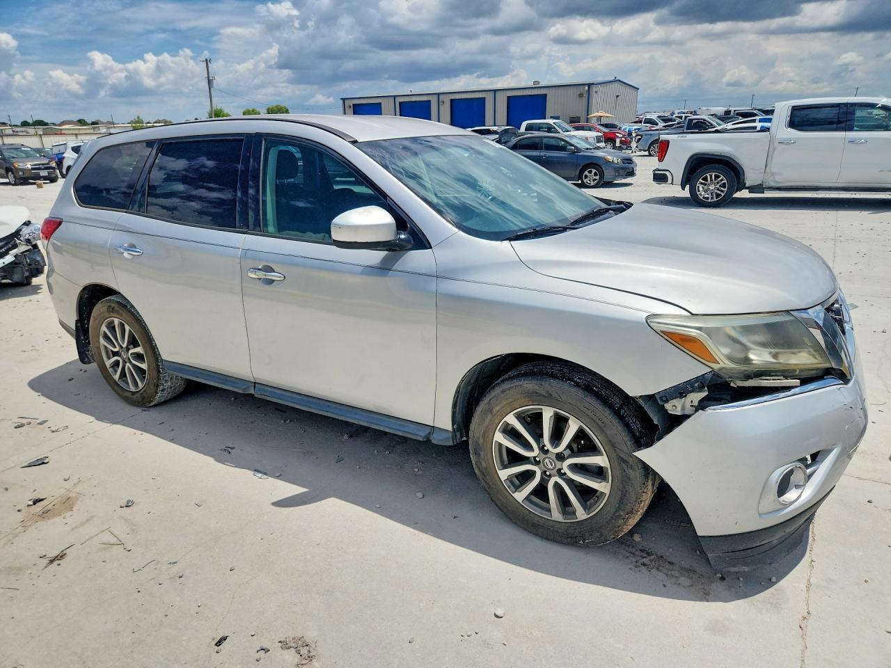 2014 Nissan Pathfinder S - Фото 4