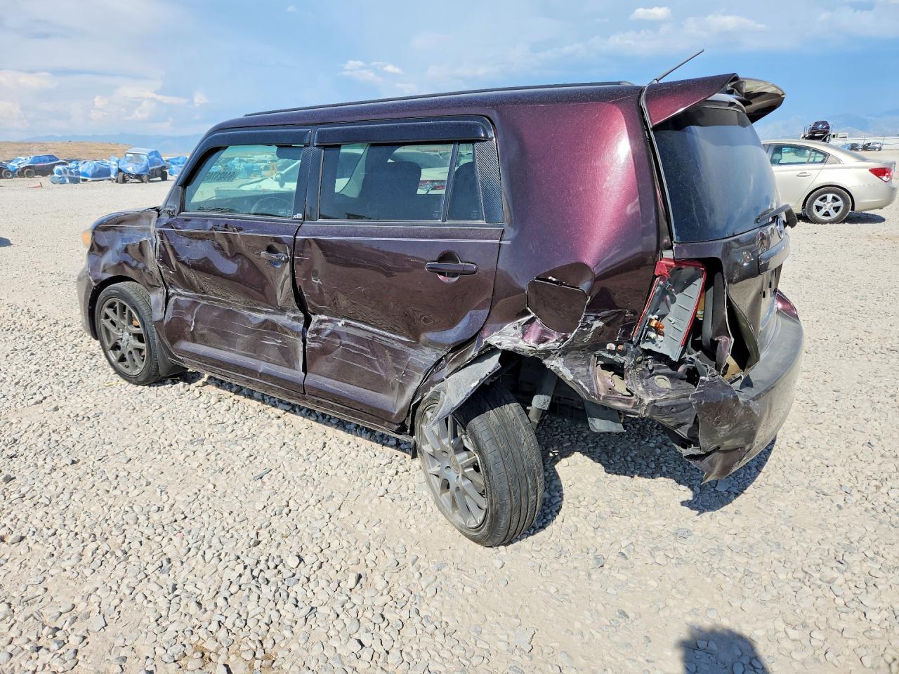 2012 Scion Xb Base - Фото 2