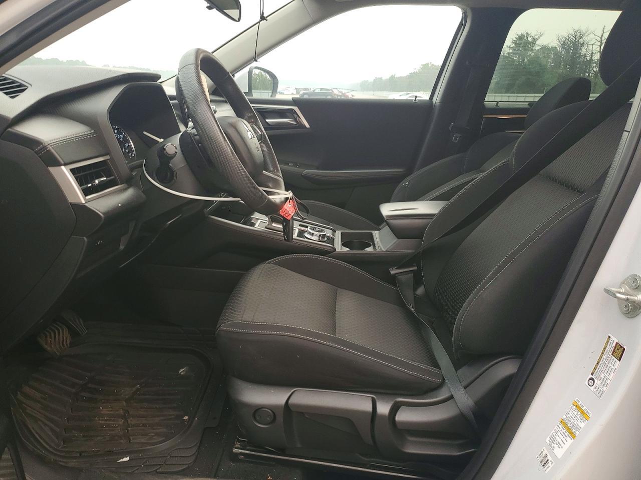 2022 Mitsubishi Outlander Es - Image 7