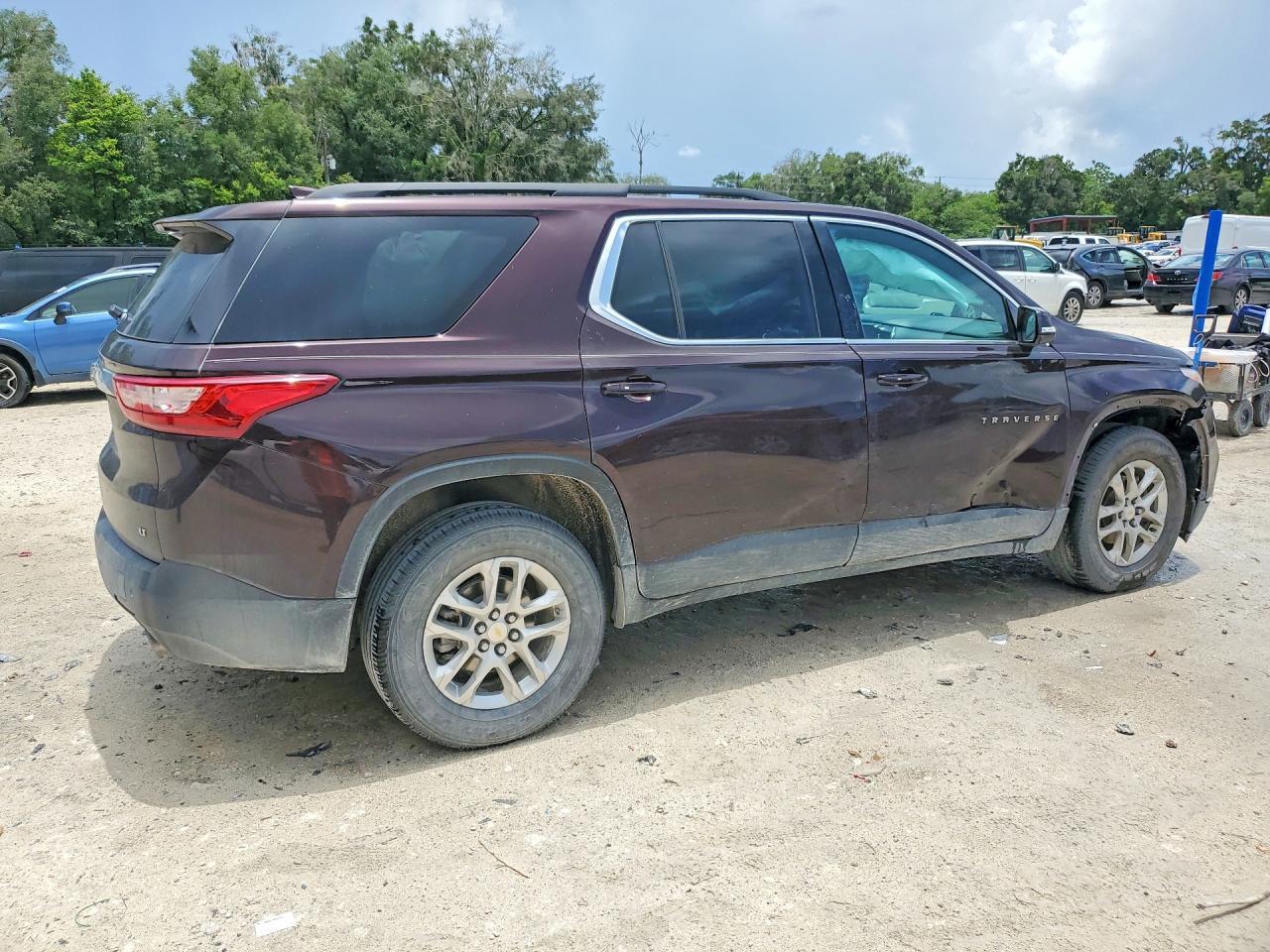 2020 Chevrolet Traverse Lt - Фото 3