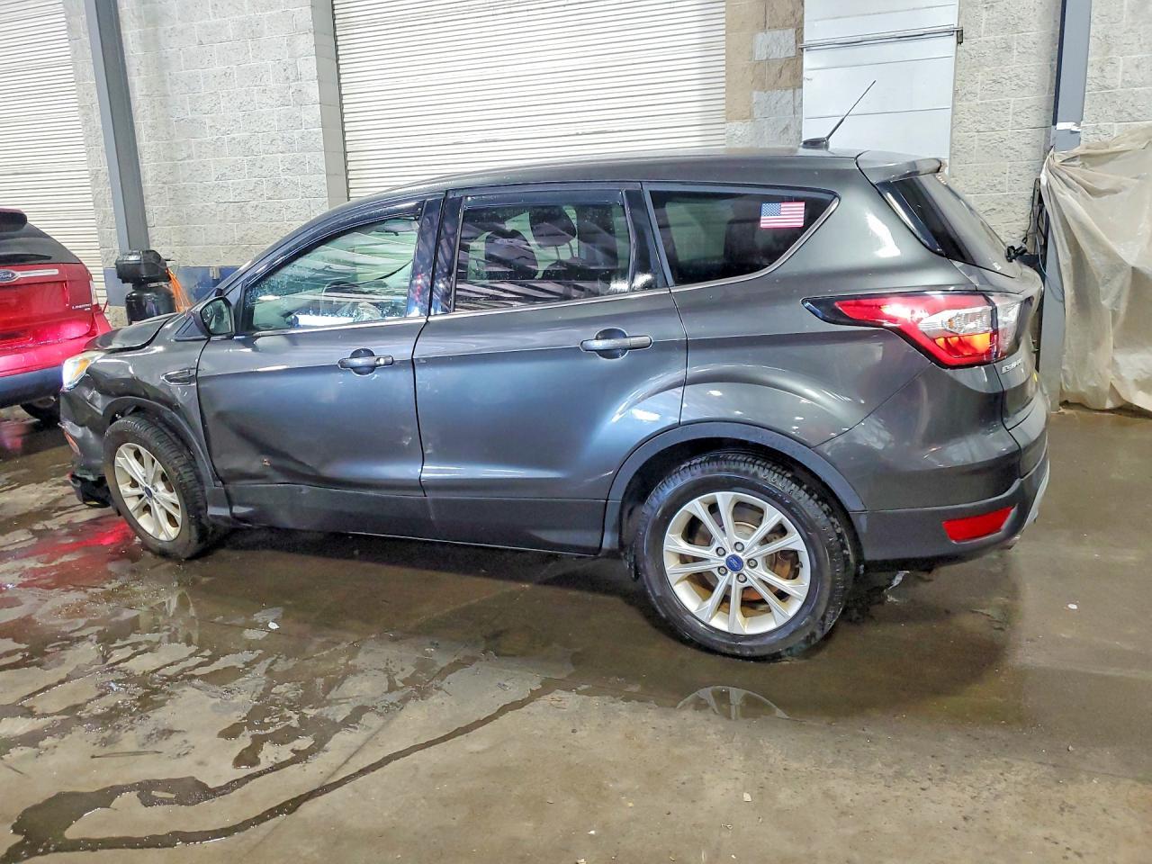 2017 Ford Escape Se - Image 2