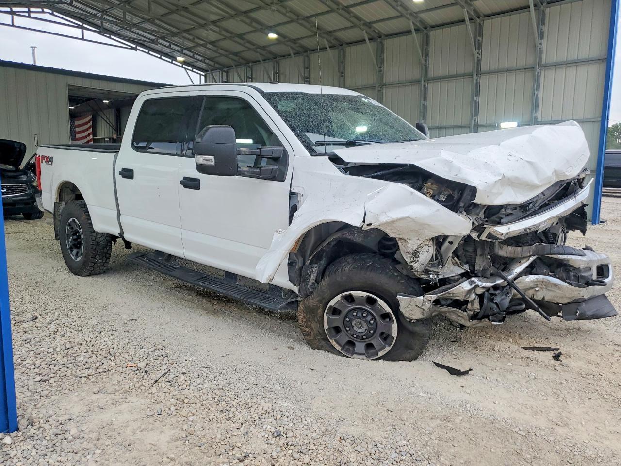 2019 Ford F250 Super Duty - Image 4