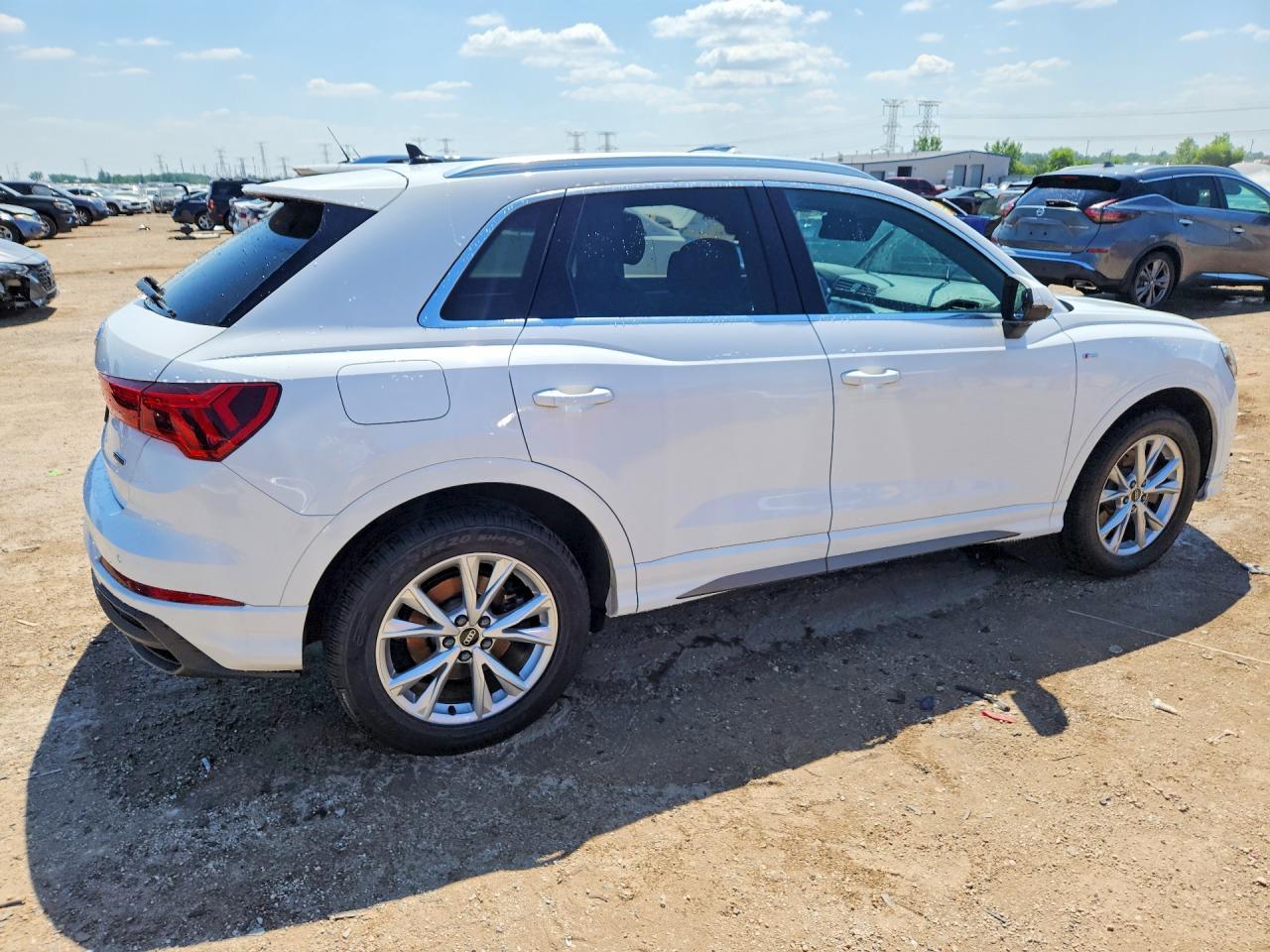 2023 Audi Q3 Premium S Line 45 - Фото 3