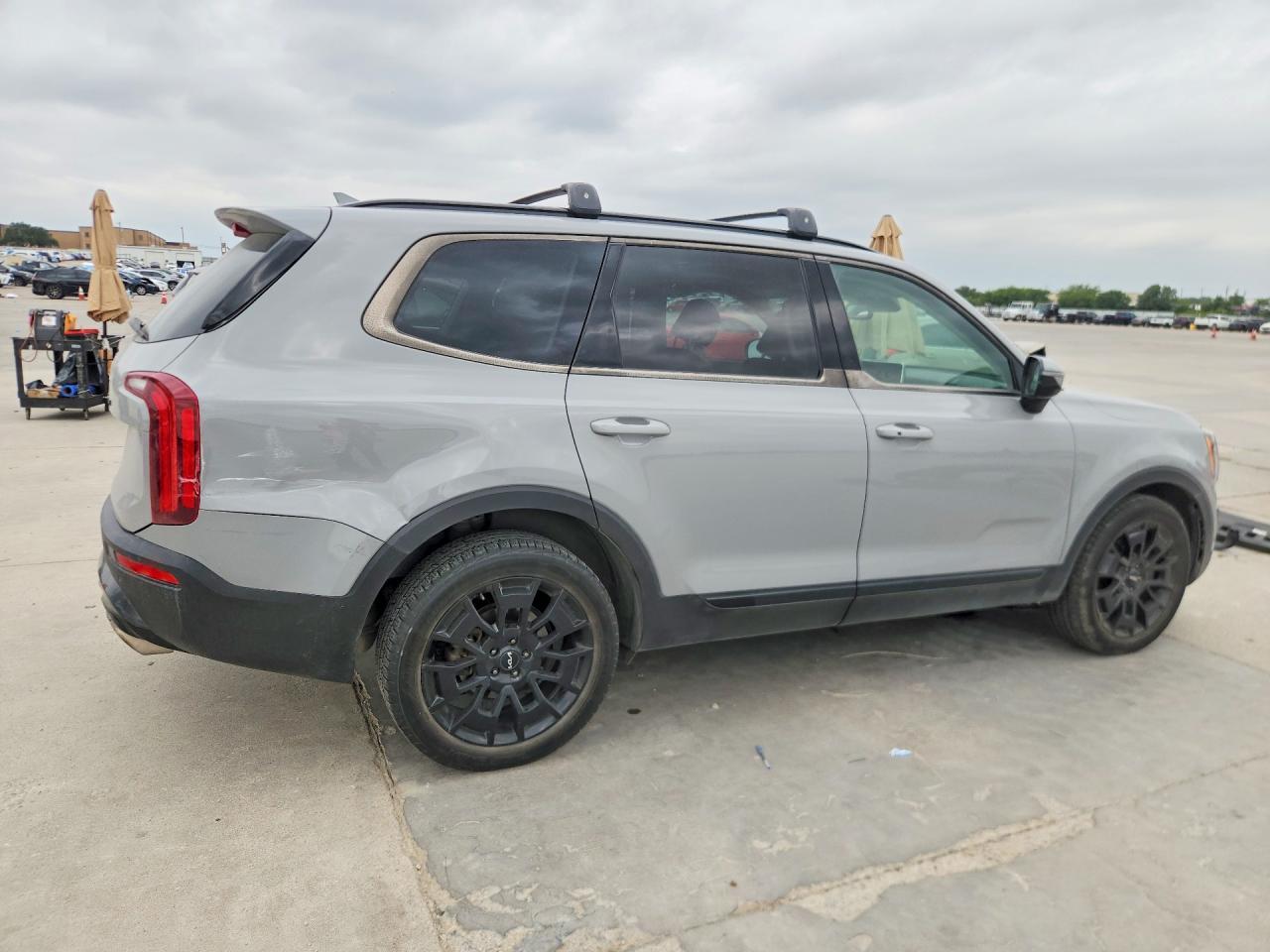 2022 Kia Telluride Sx - Фото 3