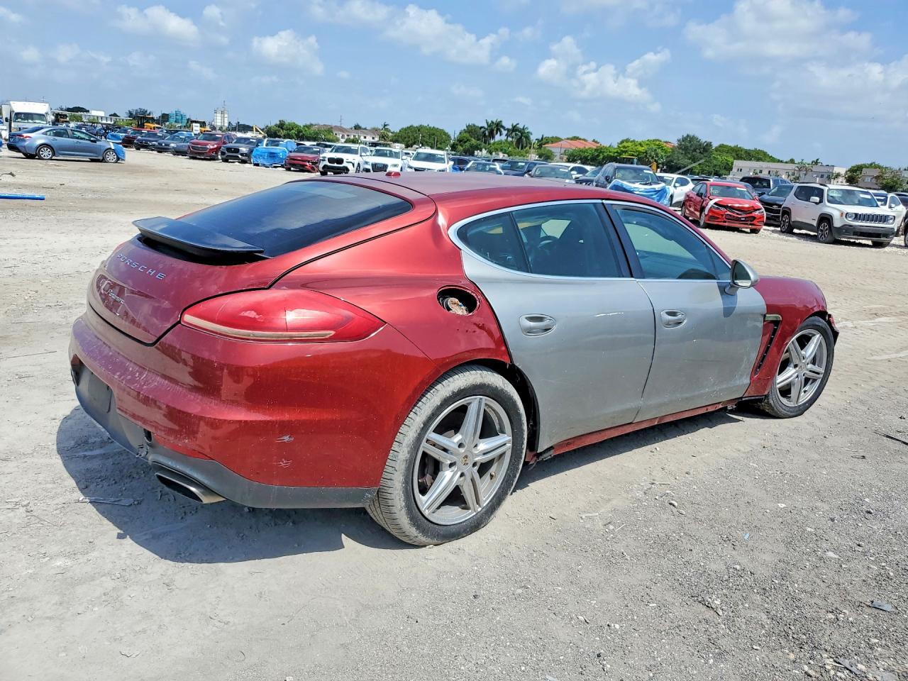 2015 Porsche Panamera 2 - Image 3