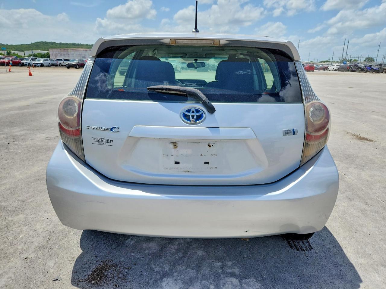 2013 Toyota Prius C Two - Фото 6