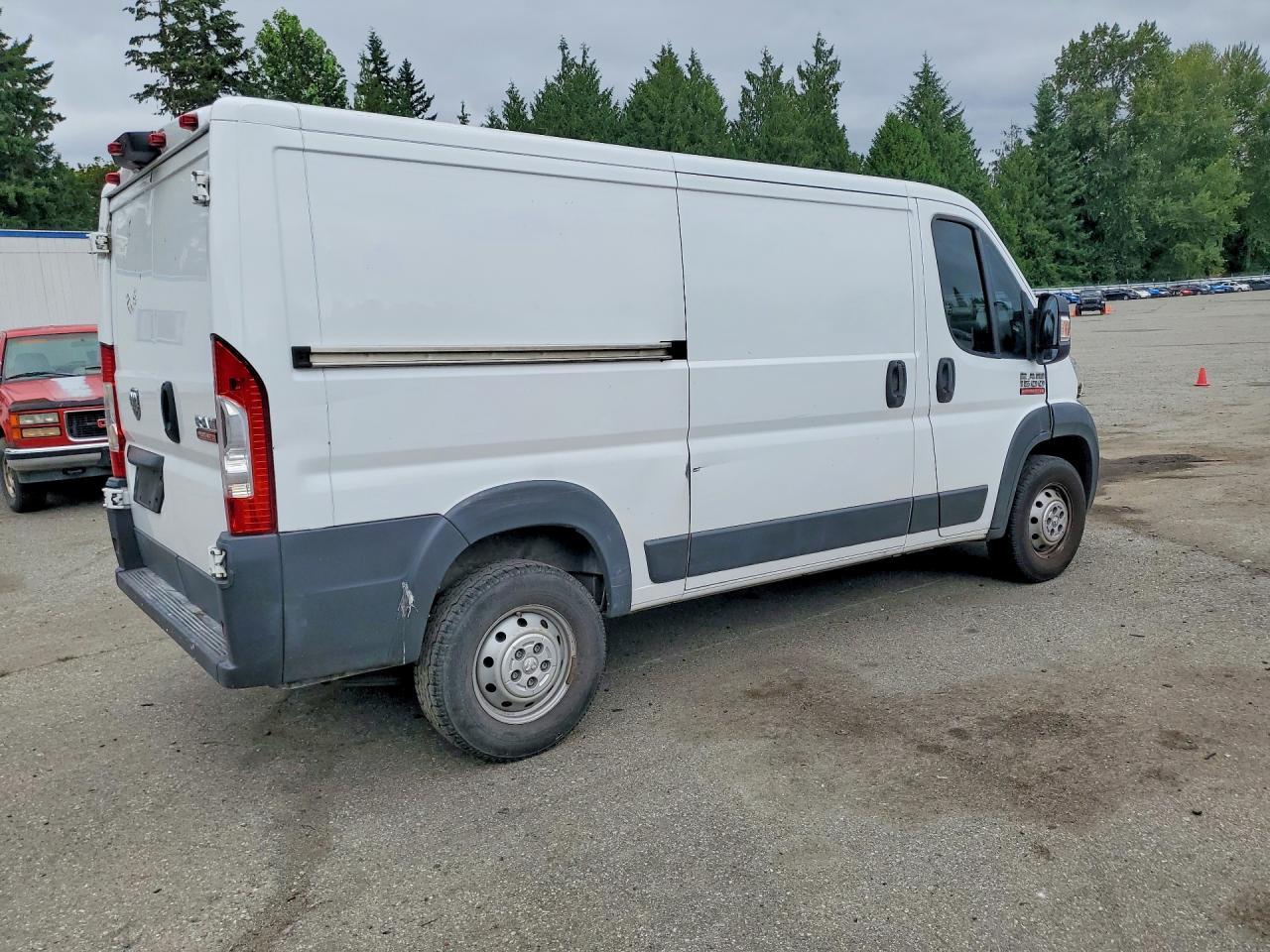 2015 Ram Promaster 1500 Delivery Van - Фото 3