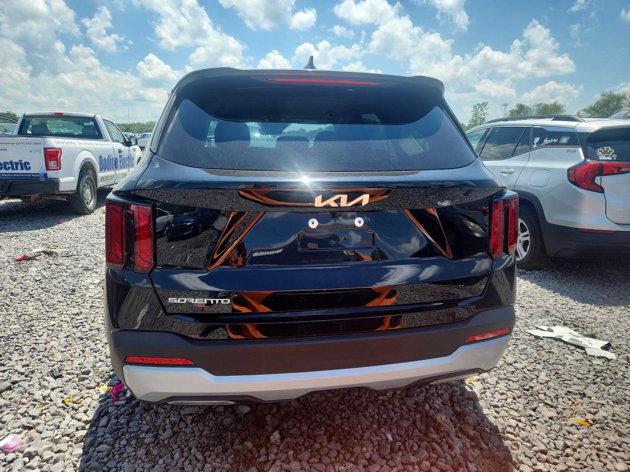 2026 Kia Sorento Lx - Image 6