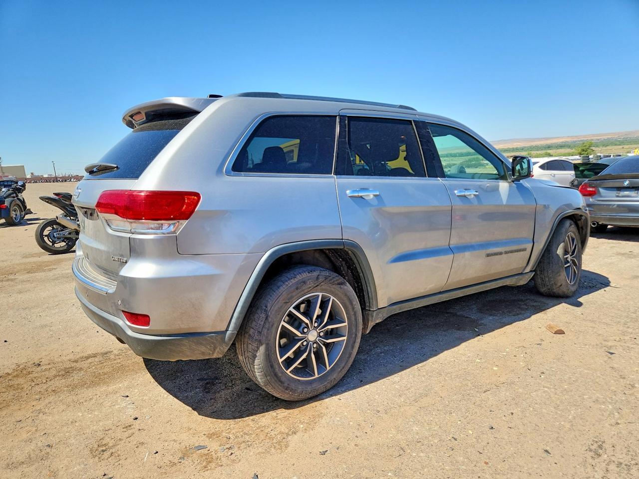 2017 Jeep Grand Cherokee Limited - Image 3