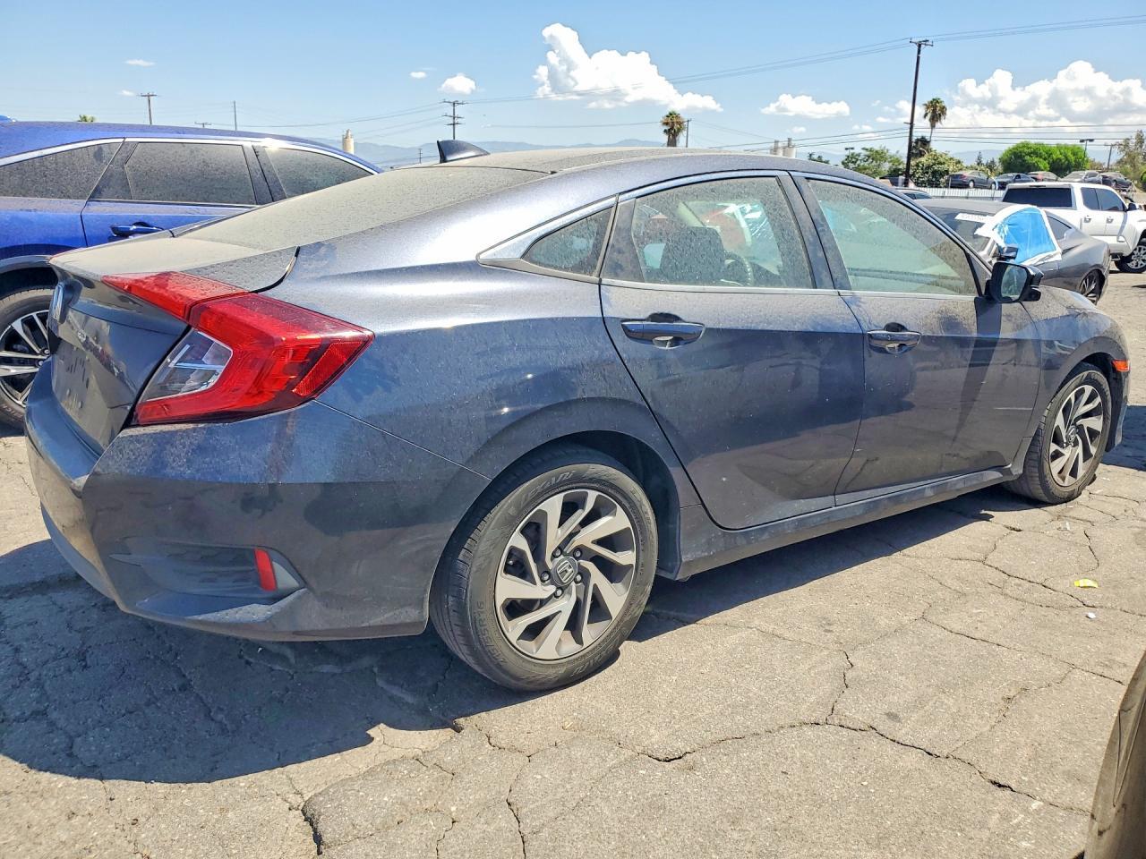 2017 Honda Civic Ex - Фото 3
