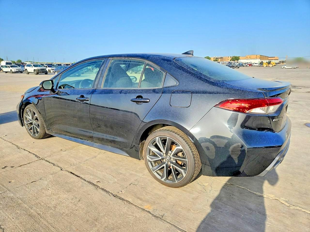 2021 Toyota Corolla Se - Image 2