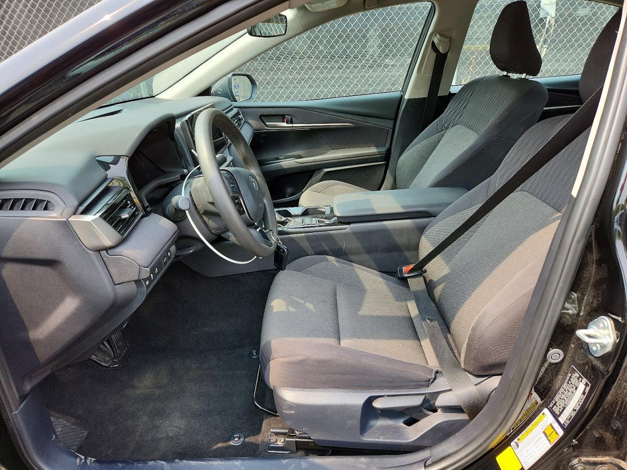 2025 Toyota Camry Le - Фото 7