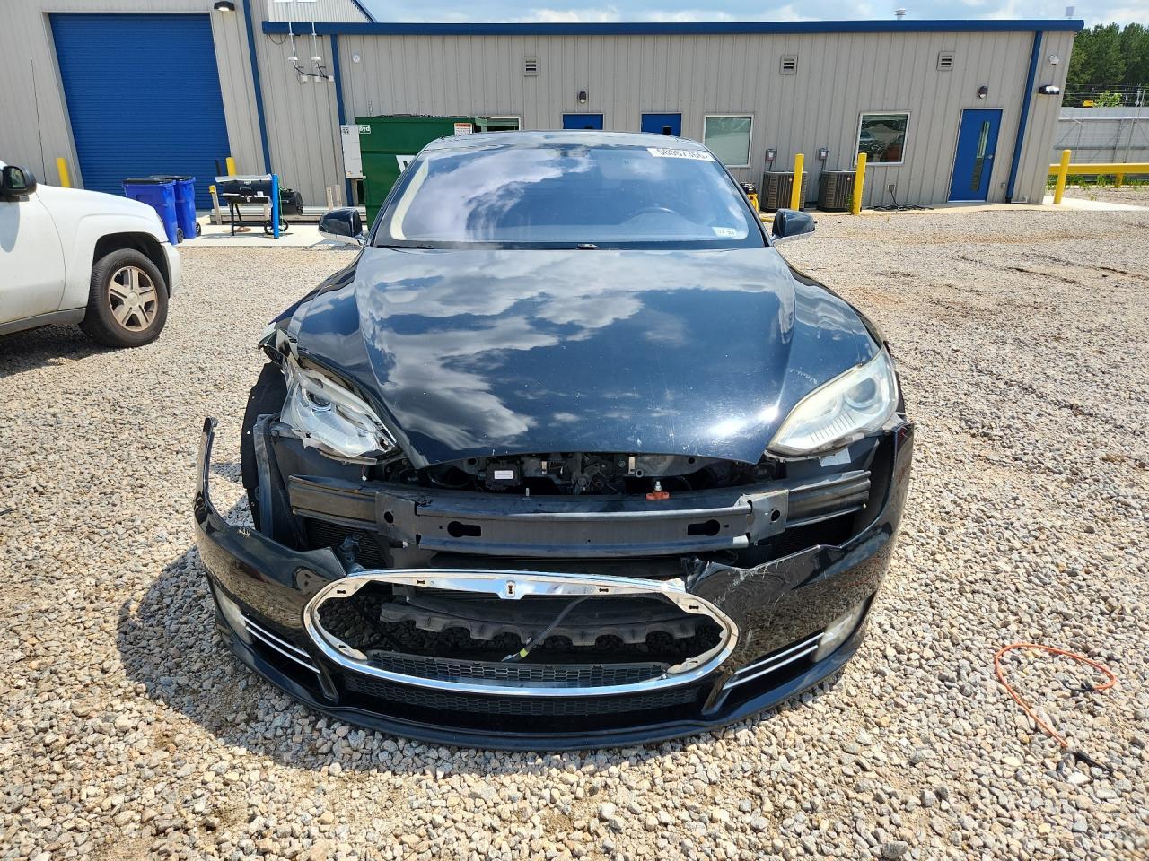 2013 Tesla Model S - Image 5