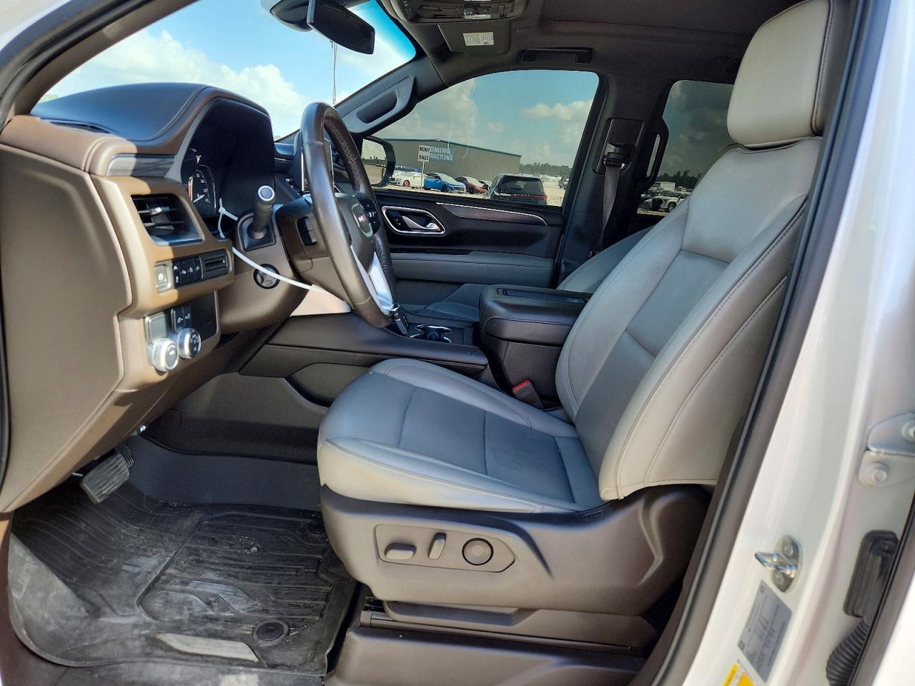 2021 GMC Yukon Slt - Image 7