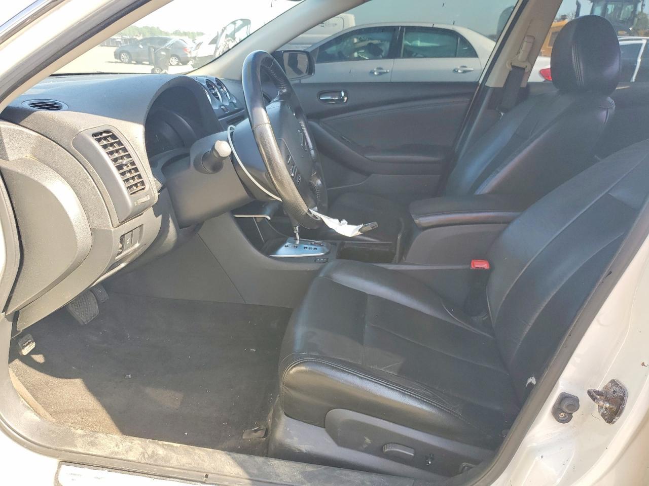 2010 Nissan Altima 2.5 - Фото 7