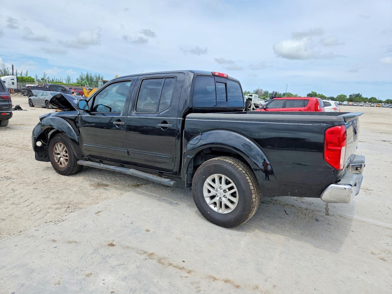 2014 Nissan Frontier S - Image 2
