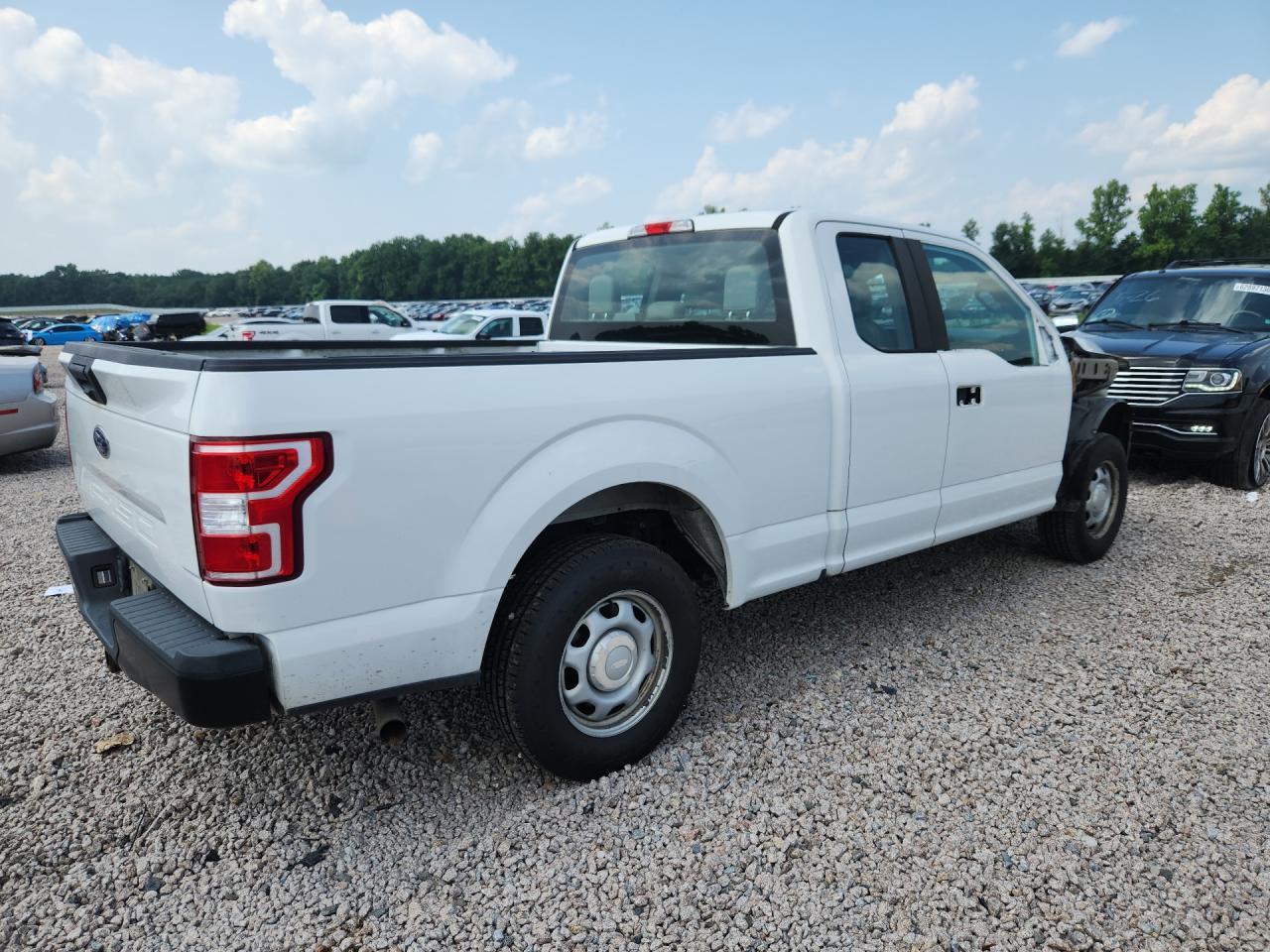 2018 Ford F150 Super Cab - Image 3