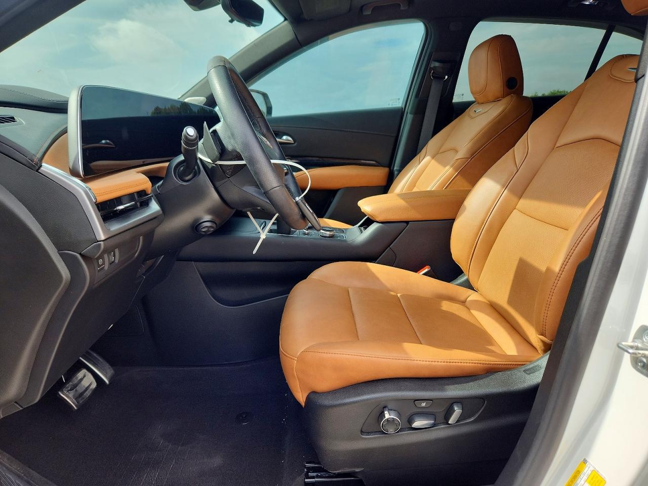 2024 Cadillac Xt4 Sport - Image 7