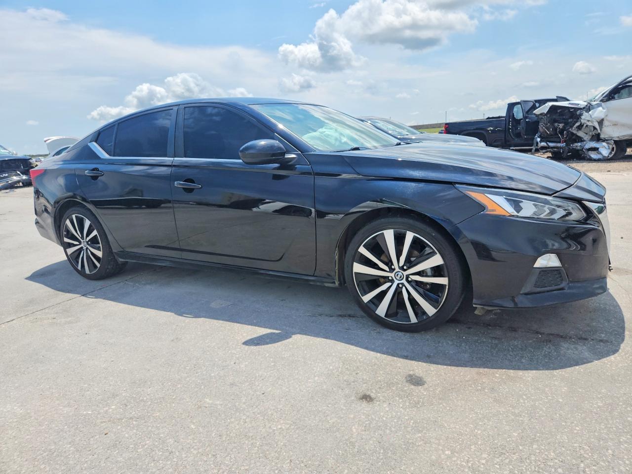 2022 Nissan Altima Sr - Фото 4