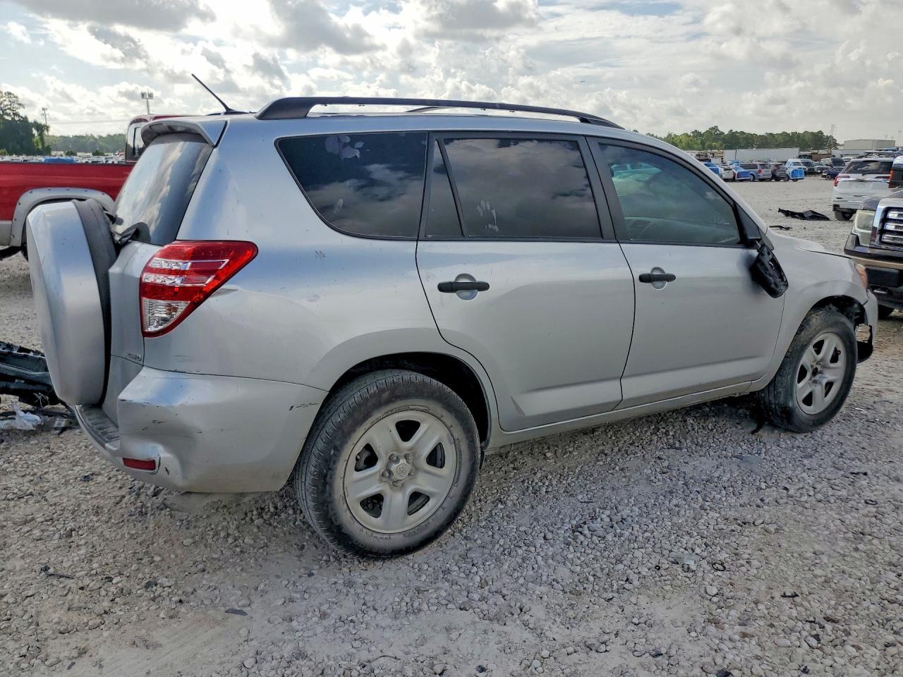 2012 Toyota Rav4 Base - Фото 3