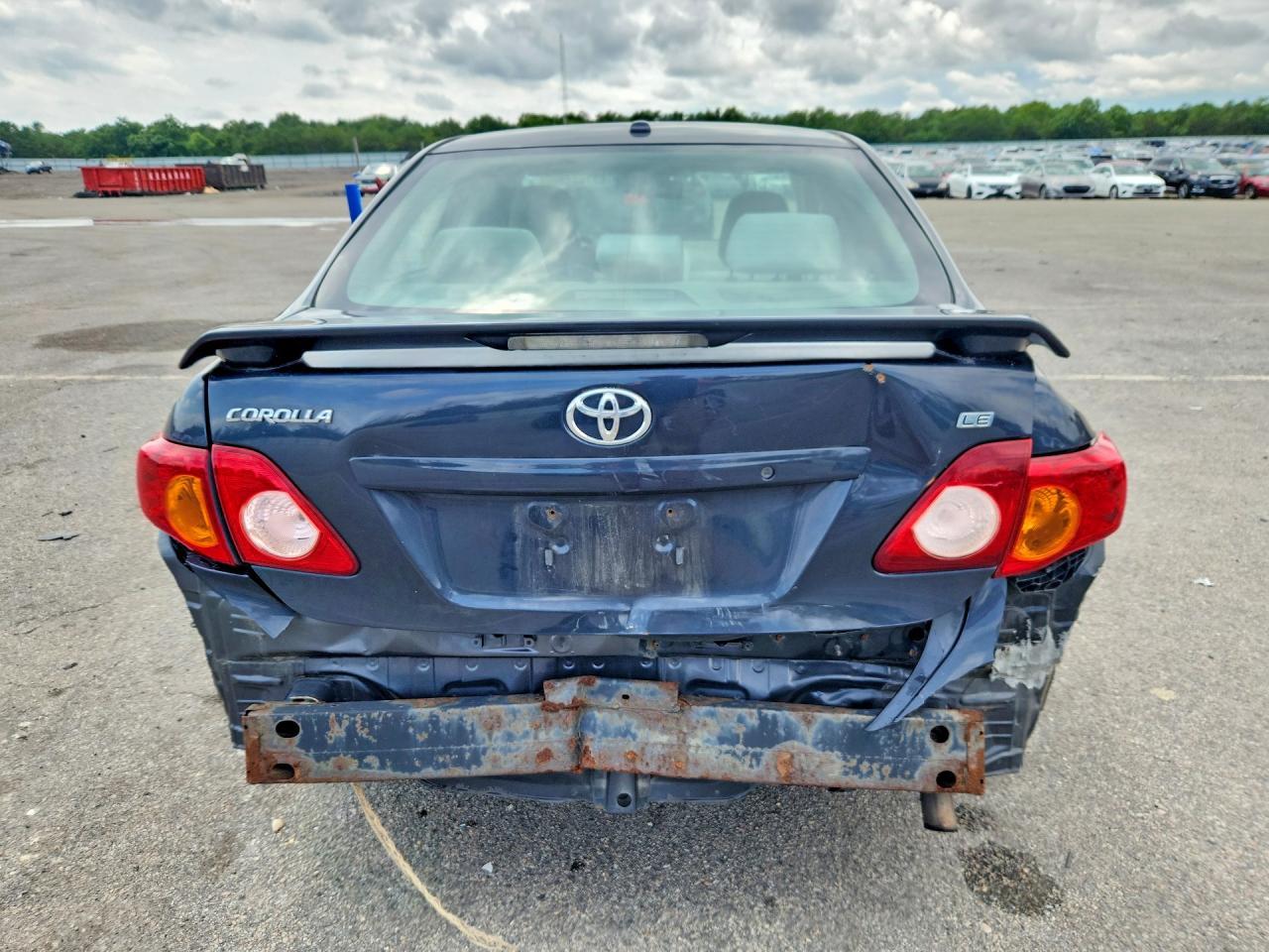 2010 Toyota Corolla Le - Фото 6