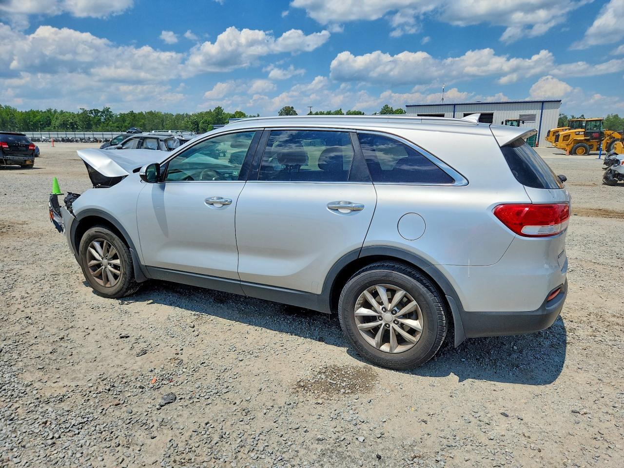 2016 Kia Sorento Lx - Фото 2