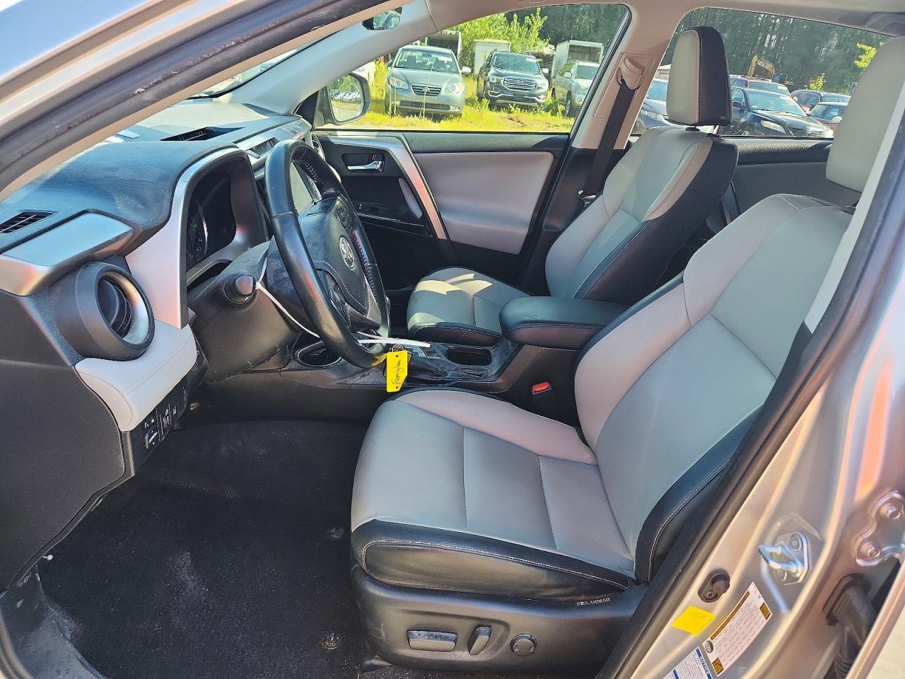 2017 Toyota Rav4 Hv Limited - Image 7