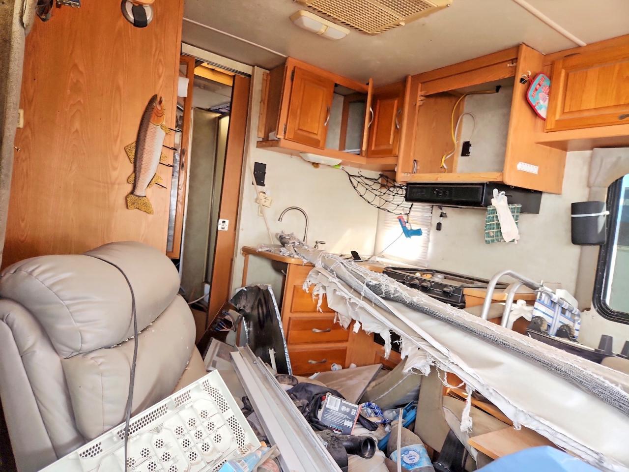 2003 Ford Hurricane Rv - Image 6