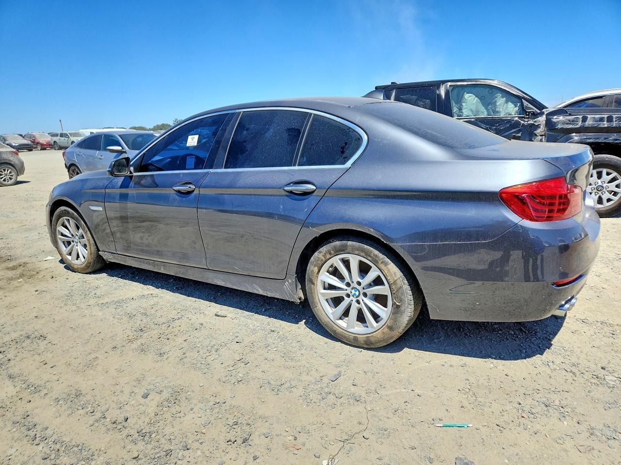 2015 BMW 528 I - Фото 2
