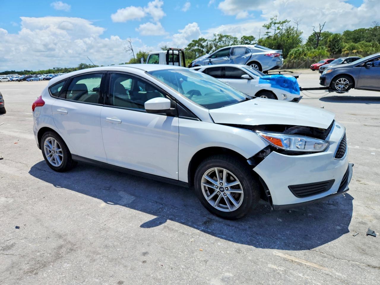 2018 Ford Focus Se - Фото 4
