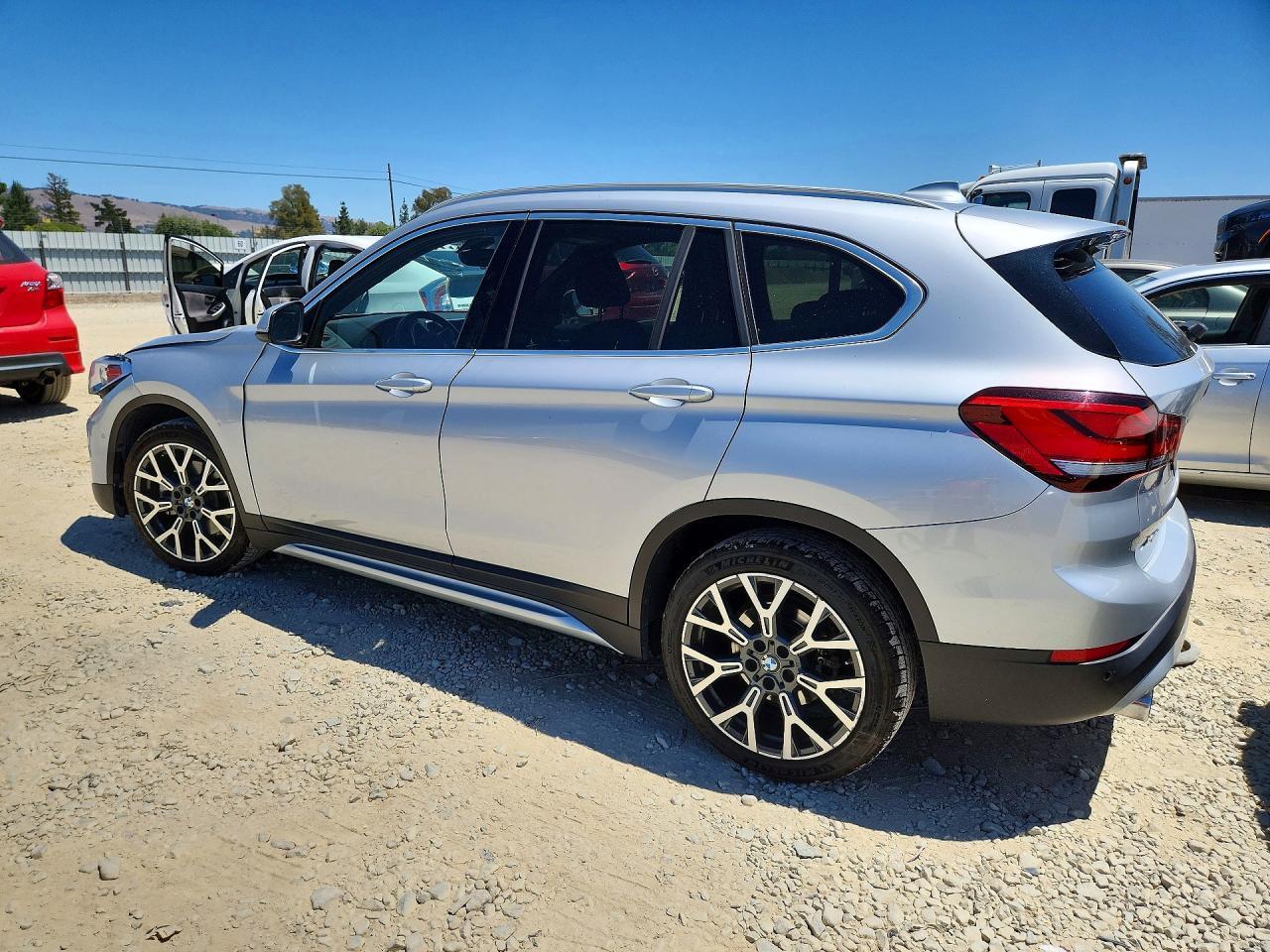 2021 BMW X1 xDrive28I - Image 2