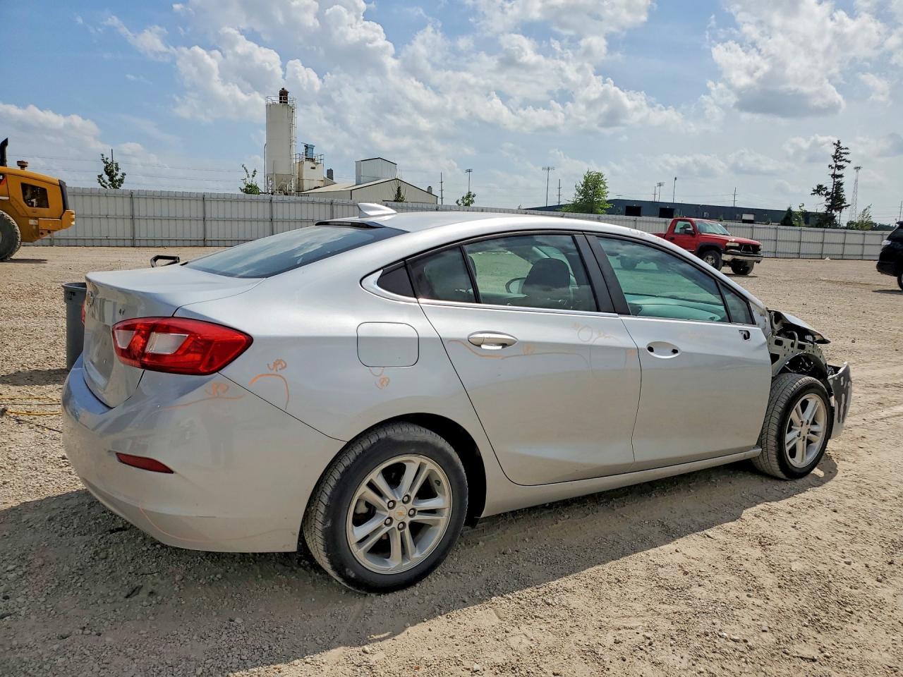 2016 Chevrolet Cruze Lt - Image 3
