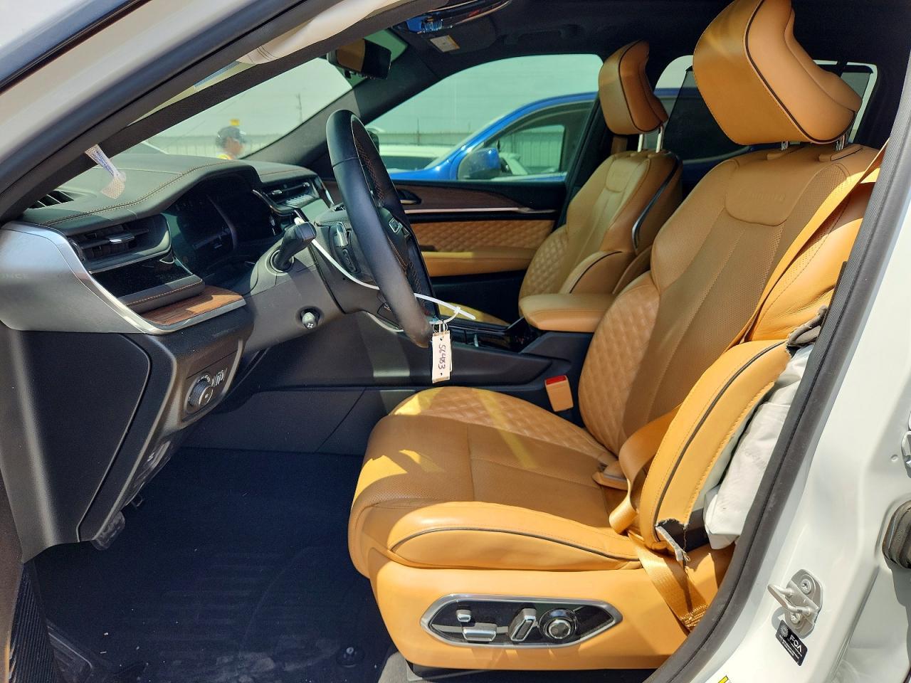 2023 Jeep Grand Cherokee Summit - Image 7