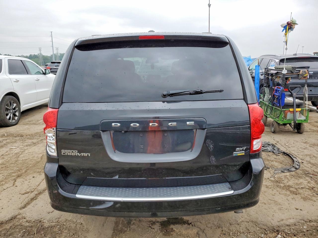 2019 Dodge Grand Caravan Sxt - Image 6