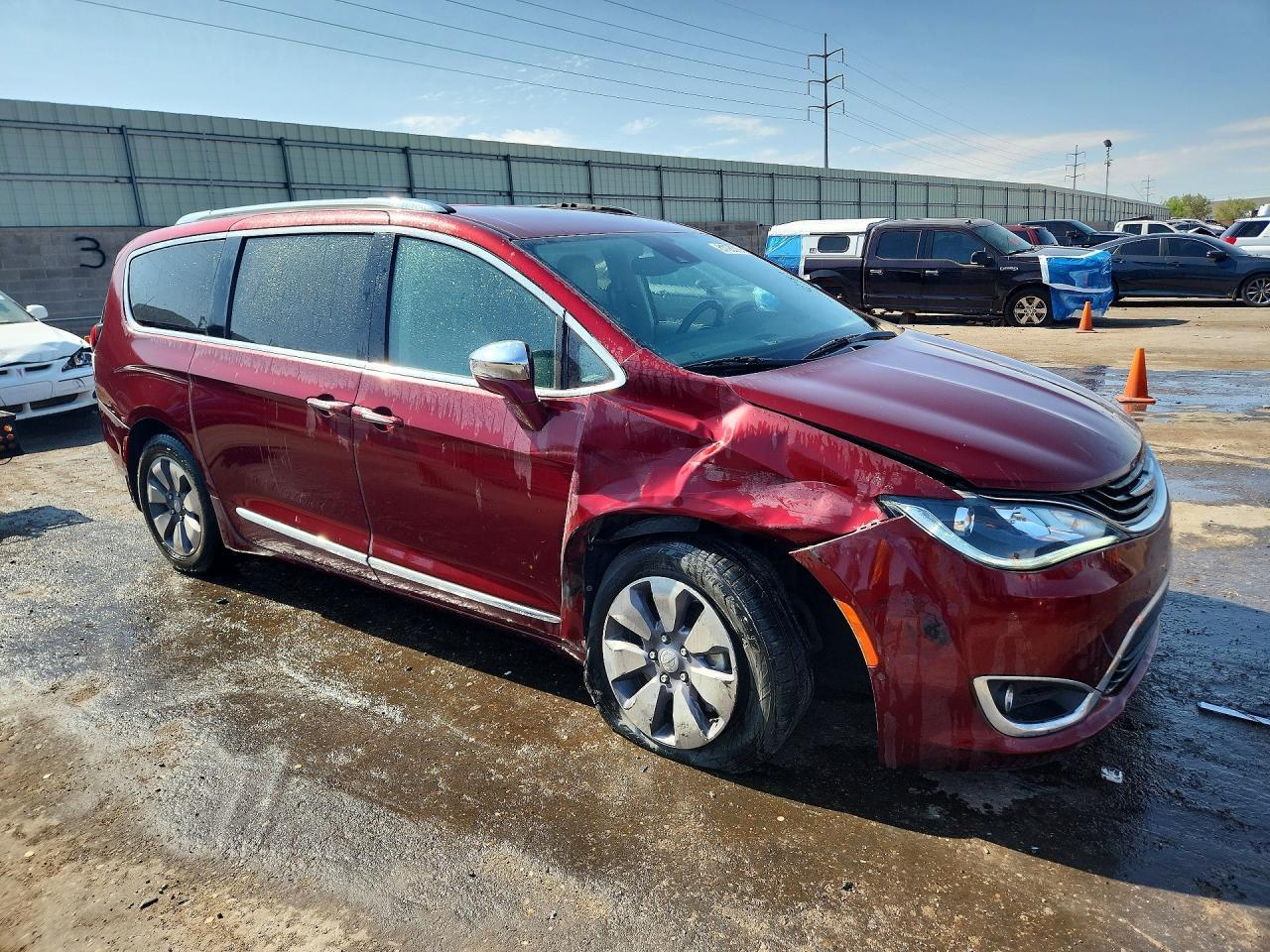 2018 Chrysler Pacifica Hybrid Limited - Фото 4