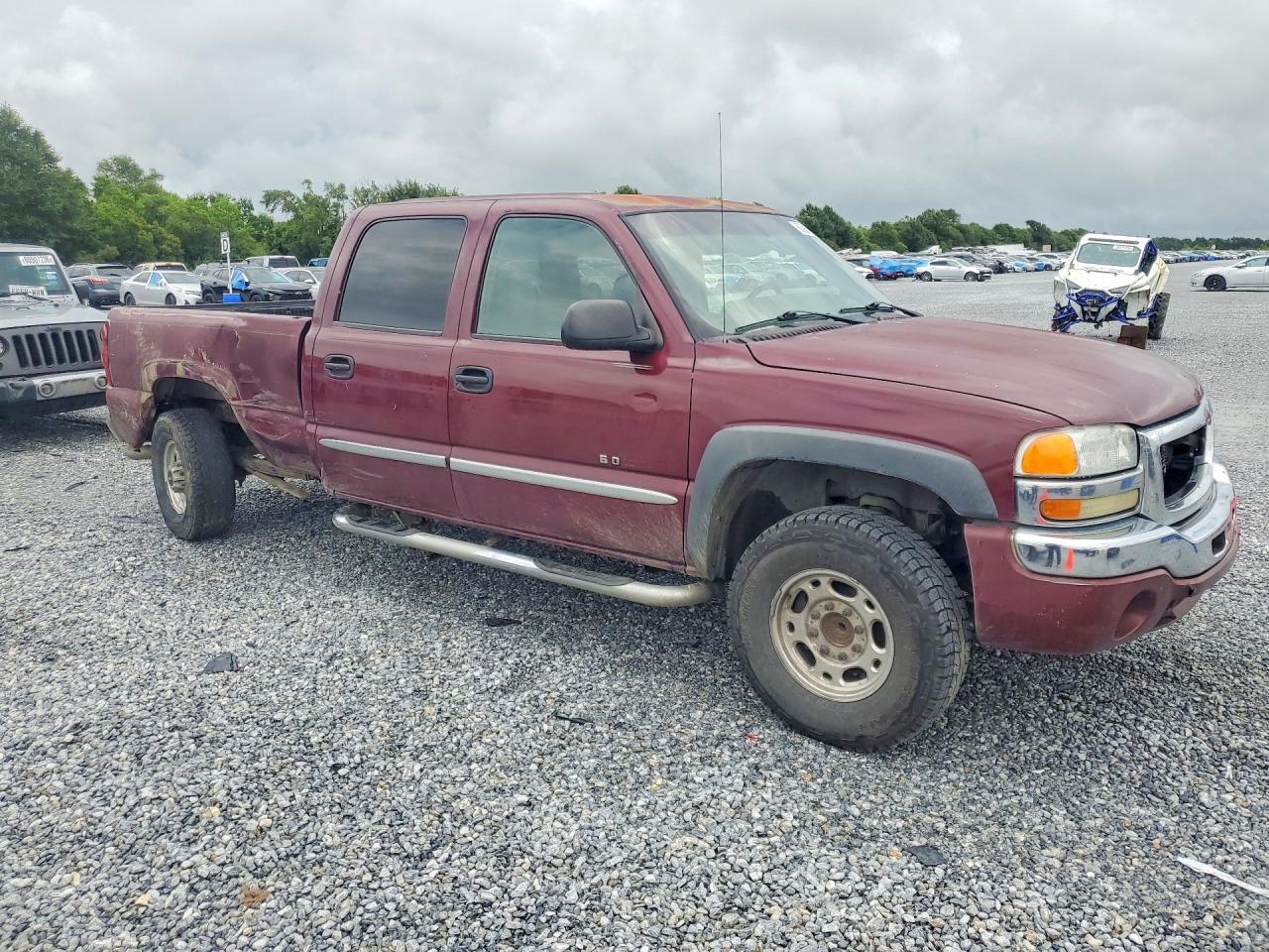 2003 GMC Sierra C1500 Heavy Duty - Image 4