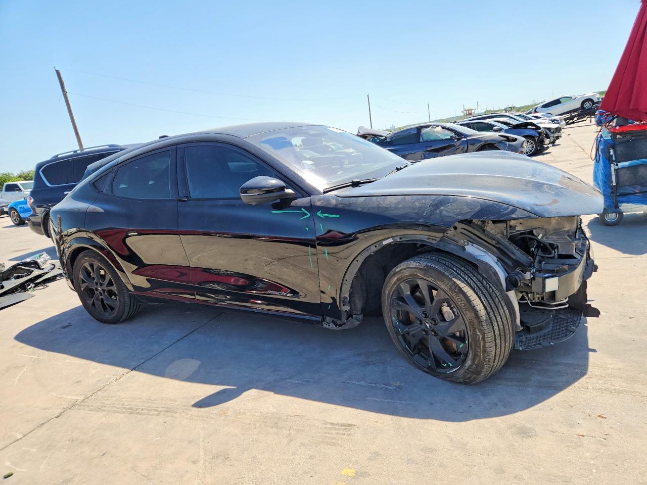 2023 Ford Mustang Mach-E Premium - Фото 4