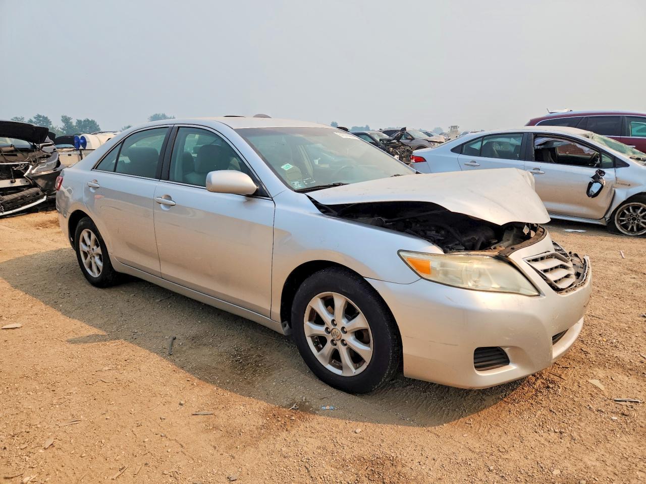 2010 Toyota Camry Le - Фото 4