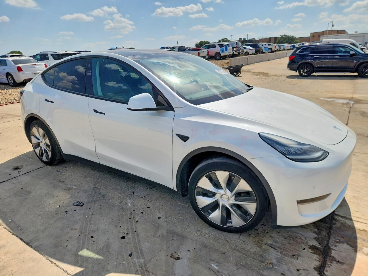 2021 Tesla Model Y - Image 4