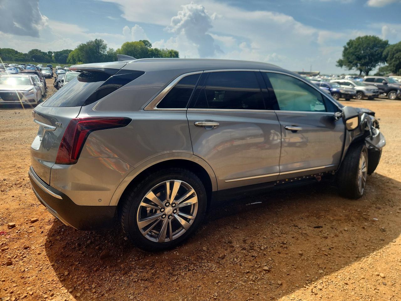 2025 Cadillac Xt5 Premium Luxury - Фото 3