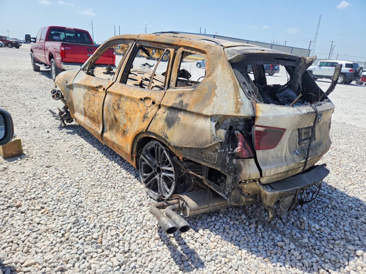 2017 BMW X3 xDrive28I - Фото 2