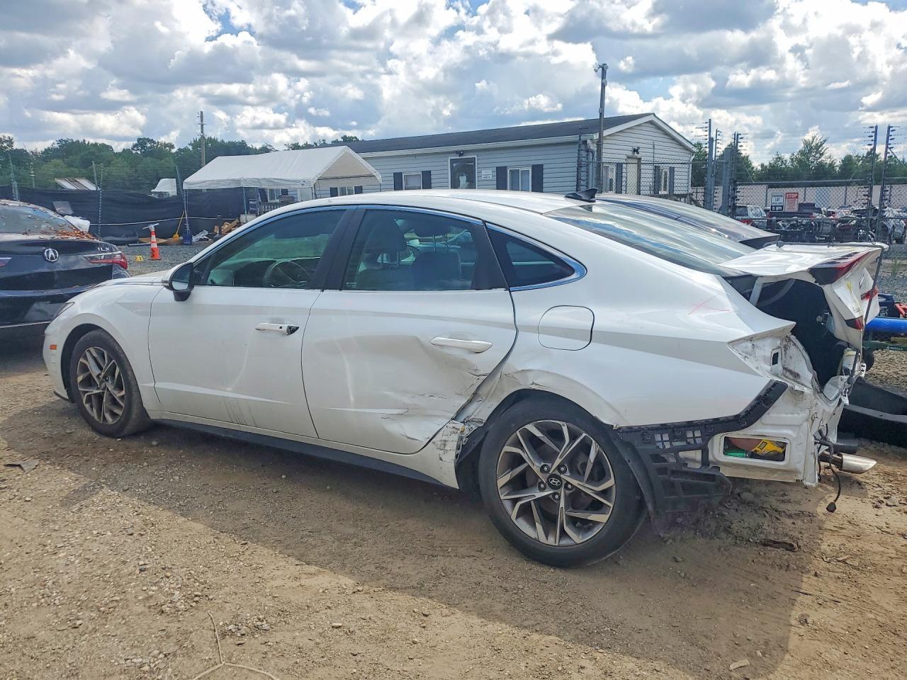 2021 Hyundai Sonata Sel - Фото 2