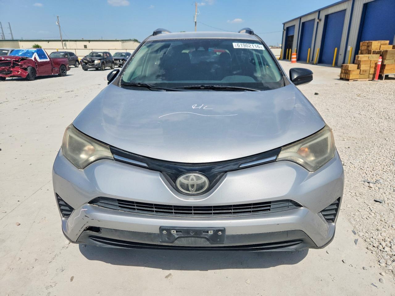 2017 Toyota Rav4 Le - Image 5